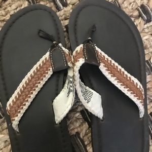 Boys GAP flip flops size 3/4